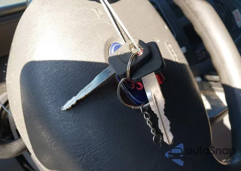 2005 Ford E-250 Commercial/Recreational from USA, damaged, VIN 1FTNE24WX5HA44548